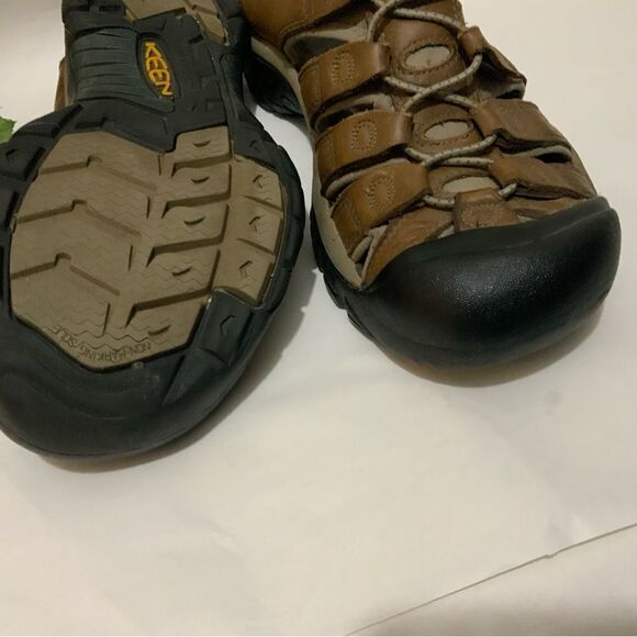 KEEN Newport H2 Waterproof Hike Sandals Mens Size 8.5 /41 Brown- Athletic Shoes